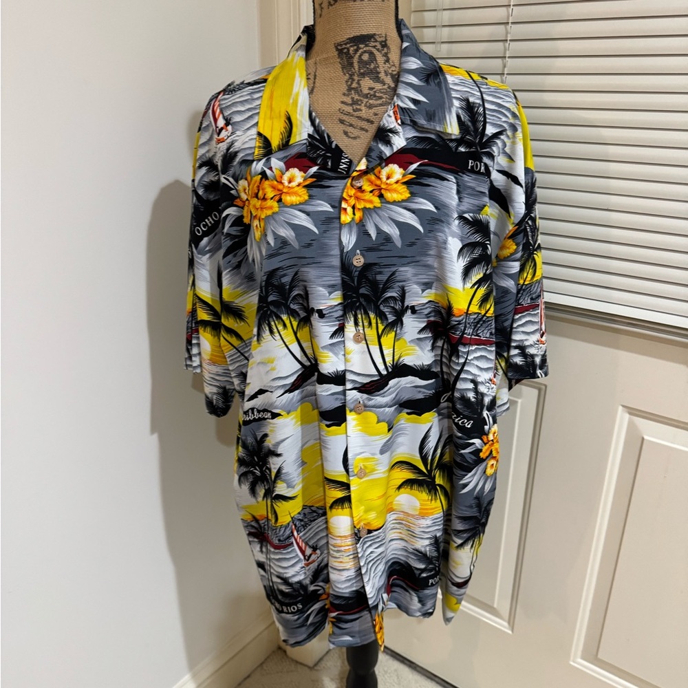 Verse Hawaiian print / Caribbean button down shirt size XL